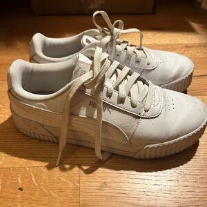 White size 9 puma platform sneakers